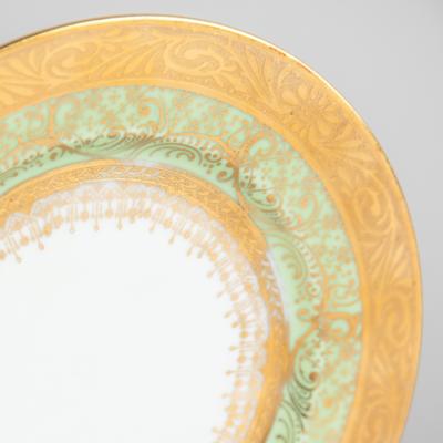 Lot #157 Al Capone's Personally-Owned and -Used Hutschenreuther ?Royal Bavarian? 24K Gold Border Dinner Plate - Image 3