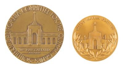 Lot #3408 Los Angeles 1984 Summer Olympics Bronze Volunteer Medal and Olympic Committee Commemorative Medal - Image 2