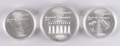 Lot #3373 Montreal 1976 Summer Olympics Commemorative (28) Silver Coin Set - Image 2