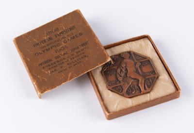Lot #3113 St. Louis 1904 Olympics Athlete's Participation Medal with Rare Box - Image 1