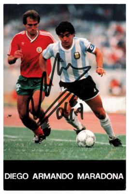 Lot #523 Diego Maradona Signed Promotional Card