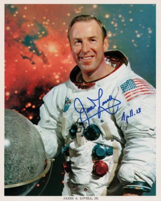 Lot #515 James Lovell Signed Photograph - Image 1