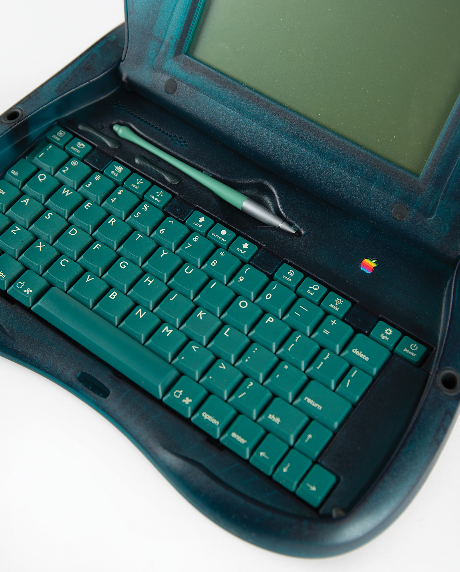 Apple eMate 300 Prototype - Apple's Only Touchscreen Laptop | RR