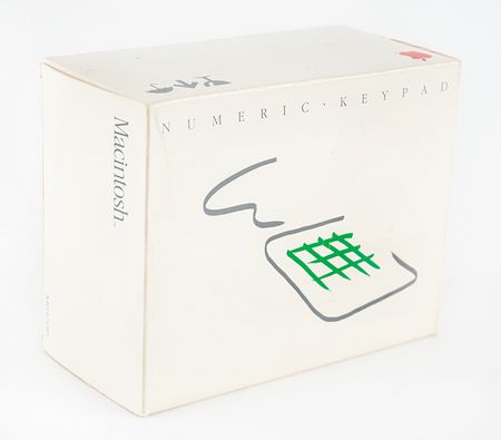 Lot #3020 Apple M0120P Numeric Keypad with Box - Image 3