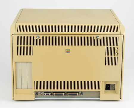 Lot #3015 Functional Apple Lisa 2/10 Computer With Original Box - Image 4