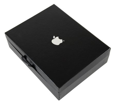 Lot #3133 Apple 20th Anniversary Award - Image 5