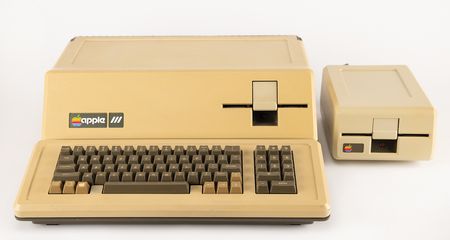 Lot #3011 Apple III Computer with Apple Disk III,