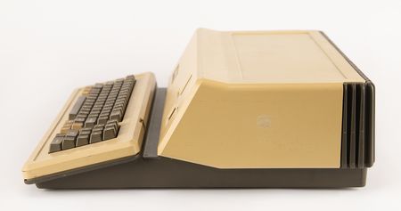 Lot #3011 Apple III Computer with Apple Disk III, Apple Softcard III System (unopened), and an Apple III Business Basic Software Package - Image 2