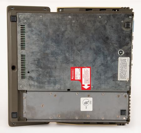 Lot #3011 Apple III Computer with Apple Disk III, Apple Softcard III System (unopened), and an Apple III Business Basic Software Package - Image 6