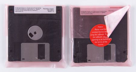 Apple Newton MessagePad 130 (New in Box) | RR Auction