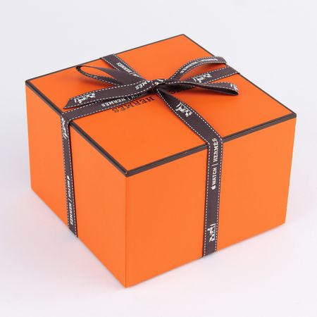 Lot #3076 Apple Watch Hermes Series 0 (Steel, 38 mm, Unopened) - Image 3