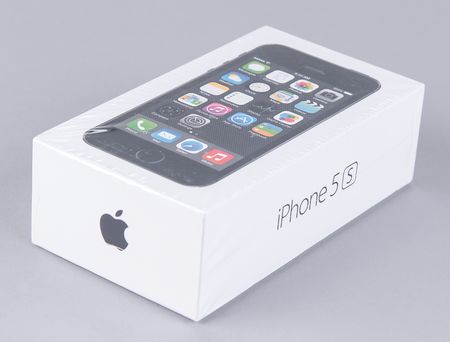 Lot #3058 Apple iPhone 5s (7th Generation, Sealed - 16GB) Space Gray/Black Version - Image 3