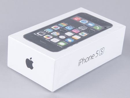 Lot #3058 Apple iPhone 5s (7th Generation, Sealed - 16GB) Space Gray/Black Version - Image 4