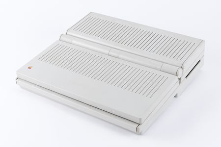 Lot #3027 Apple Macintosh Portable - The Company's First Laptop - Image 3