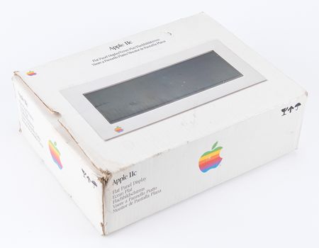 Lot #3026 Apple IIc Flat Panel Display - Image 6