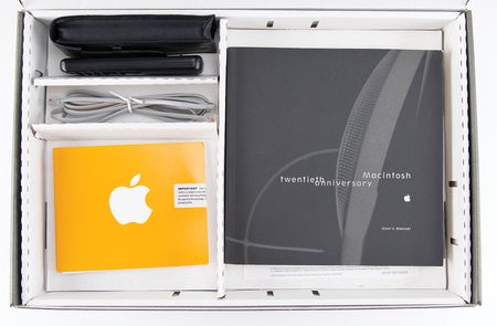 Lot #3040 Apple Twentieth Anniversary Macintosh (TAM) (with Box) - Image 5