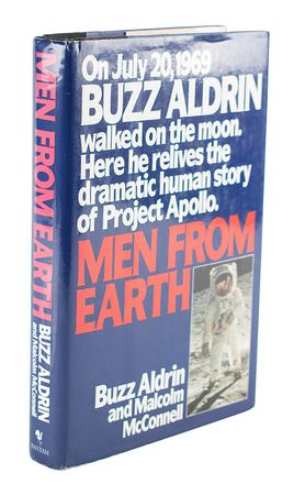 Lot #4114 Neil Armstrong and Buzz Aldrin Signed Book - Image 3