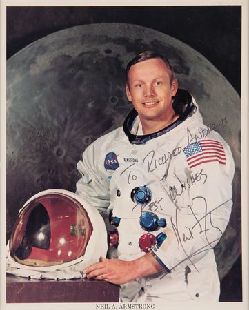 Lot #4154 Neil Armstrong Signed Photograph - Image 2