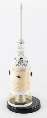 Lot #4308 Apollo and Skylab Astronauts (8) Signed CSM Model - Image 4