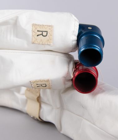 Lot #4343 Apollo A7L Space Suit In-Cabin Oxygen Hose Assembly - Image 3
