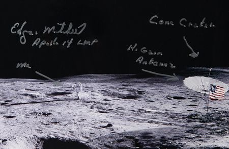 Lot #4248 Edgar Mitchell Signed Photograph - Image 2