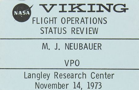 Lot #4330 Apollo and Gemini Program (14) Access Badges and Passes - Image 3