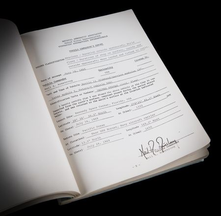Lot #4095 Apollo 11 Official NAA/FAI ‘Manned Spacecraft Records’ Report Booklet - One of Three Issued by the United States - Image 2