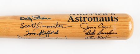 Lot #4315 Astronauts (18) Signed Baseball Bat with Moonwalkers, including Aldrin, Bean, Scott, and Cernan - Image 4