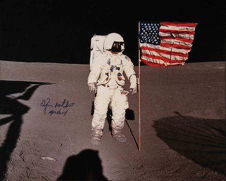 Lot #4250 Edgar Mitchell Signed Photograph - Image 2