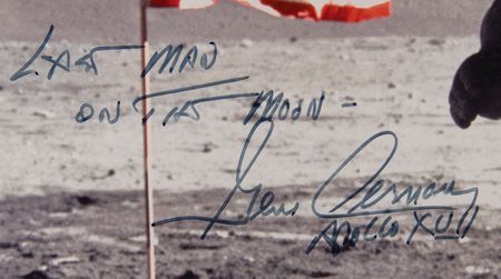 Lot #4305 Gene Cernan Signed Photograph - Image 3