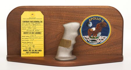 Lot #4091 Apollo 11 Flown CM Rotational Hand
