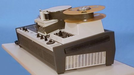 Lot #4327 Apollo-era Ampex VR-660C Video Recorder