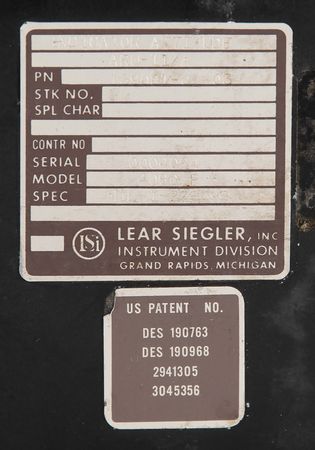 Lot #4425 McDonnell Douglas F-4 Phantom II Attitude Indicator - Image 5