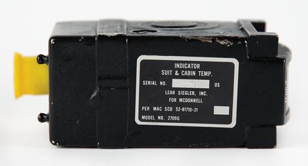 Lot #4035 Gemini Suit and Cabin Temperature Indicator - Image 2