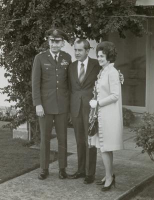 Lot #158 Richard Nixon Photograph - Image 1