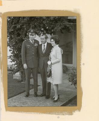 Lot #158 Richard Nixon Photograph - Image 2