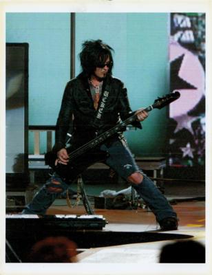 Lot #5231 Motley Crue: Nikki Sixx's Personally-Owned and Stage-Used Gibson Blackbird Bass Guitar - Image 13