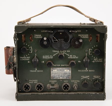 Lot #404 WWII American TBY-4 Two-Way 'Code Talker' Radio Transmitter/Receiver Radio - Image 6