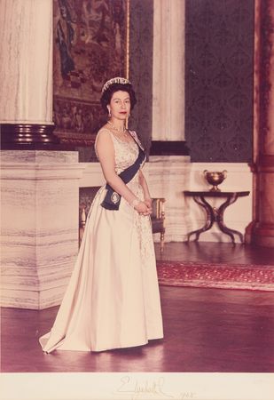 Lot #208 Queen Elizabeth II Oversized Signed Photograph (1968) - Image 1