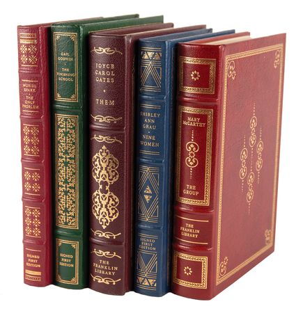 Lot #730 Women Writers (5) Signed Books - Image 1