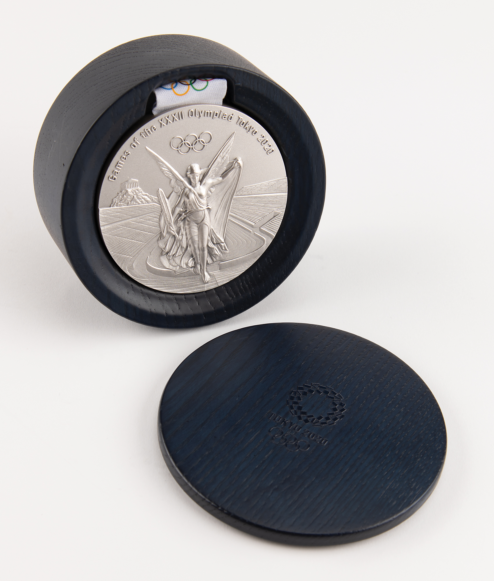 コレクション XVlll OLYMPIAD Tokyo 2020 Summer Olympics Silver Winner's Medal for Cycling
