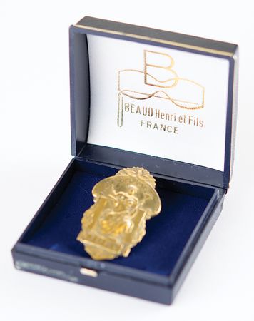 Lot #3167 Paris 1900 Exposition Universelle Jury Lapel Badge - Image 3