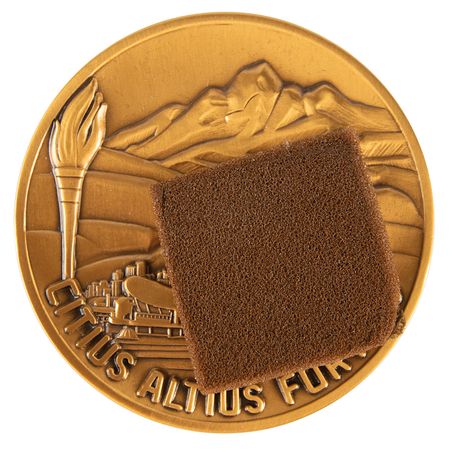 Lot #3145 Calgary 1988 Winter Olympics Collection of (24) Participation and Commemorative Medals - Image 4