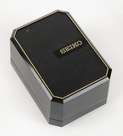 Lot #3375 Olympic Watches (2) by Seiko and Swatch - Image 3