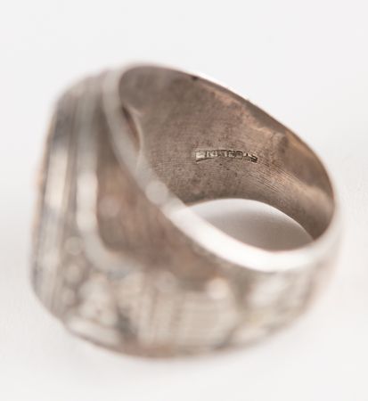 Lot #3321 Los Angeles 1932 Summer Olympics Souvenir Ring - Image 5