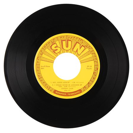 Lot #618 Johnny Cash Signed 45 RPM Record ? 'Johnny Cash Sings Hank Williams' (Sun Records) - Image 5