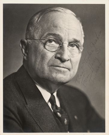 Lot #117 Harry S. Truman Signed Photograph - Image 1