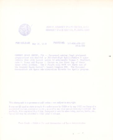 Lot #466 NASA Flight Directors (4) Signed Photograph - Kranz, Griffin, Lunney, and Windler - Image 2