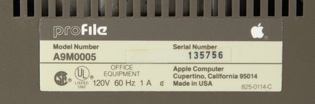 Lot #4046 Apple Lisa 2 Computer Set with Keyboard, Mouse, and ProFile Hard Drive - Image 8