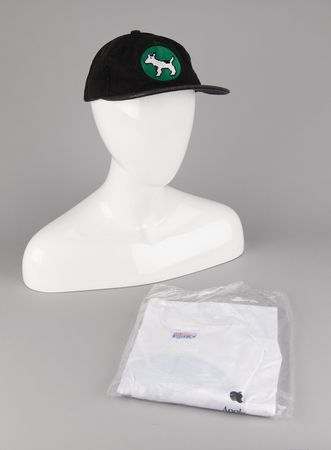Lot #4163 Apple 'Clarus the Dogcow' T-Shirt and Hat - Image 1